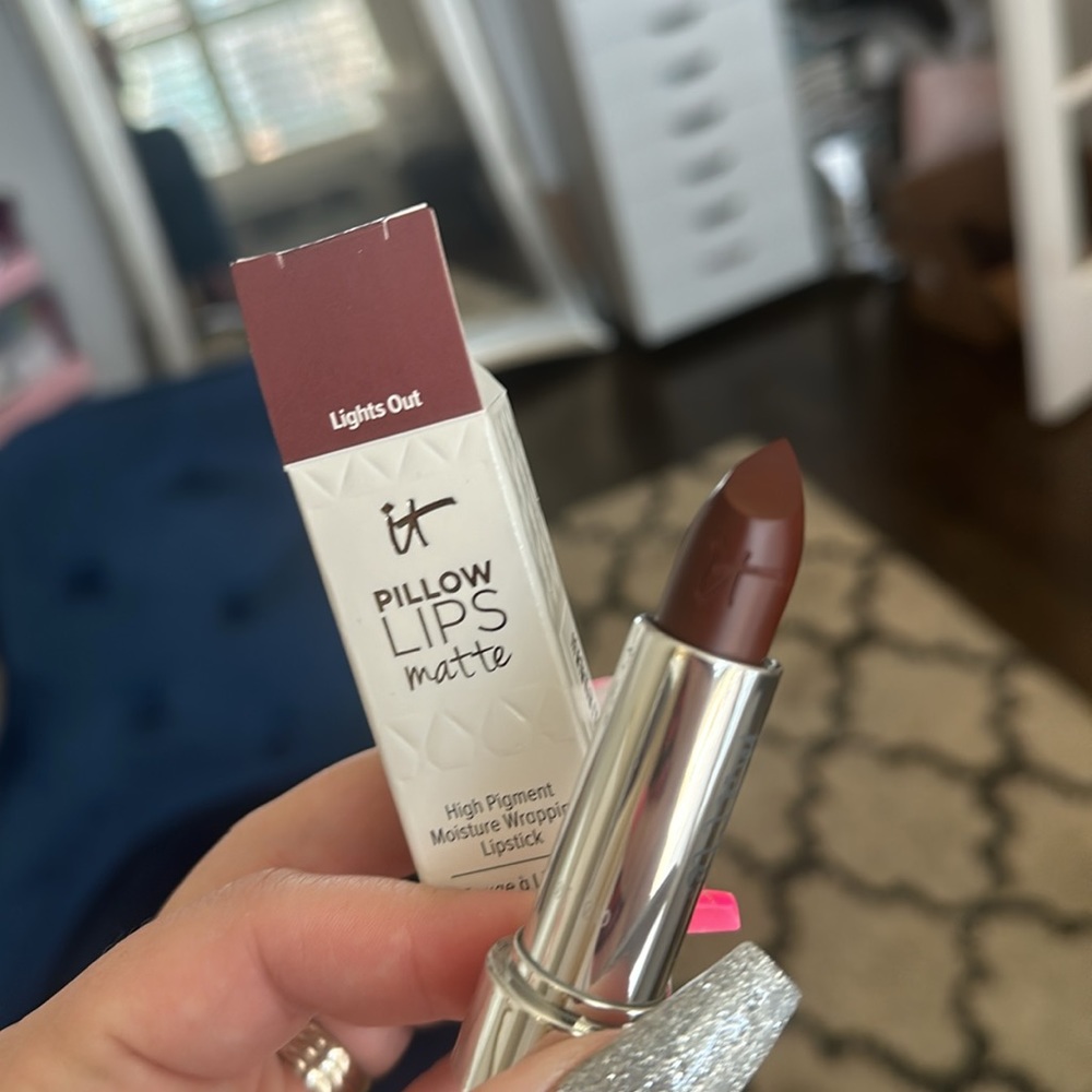 IT Cosmetics Pillow Lips matte NEW* - Picture 4 of 7